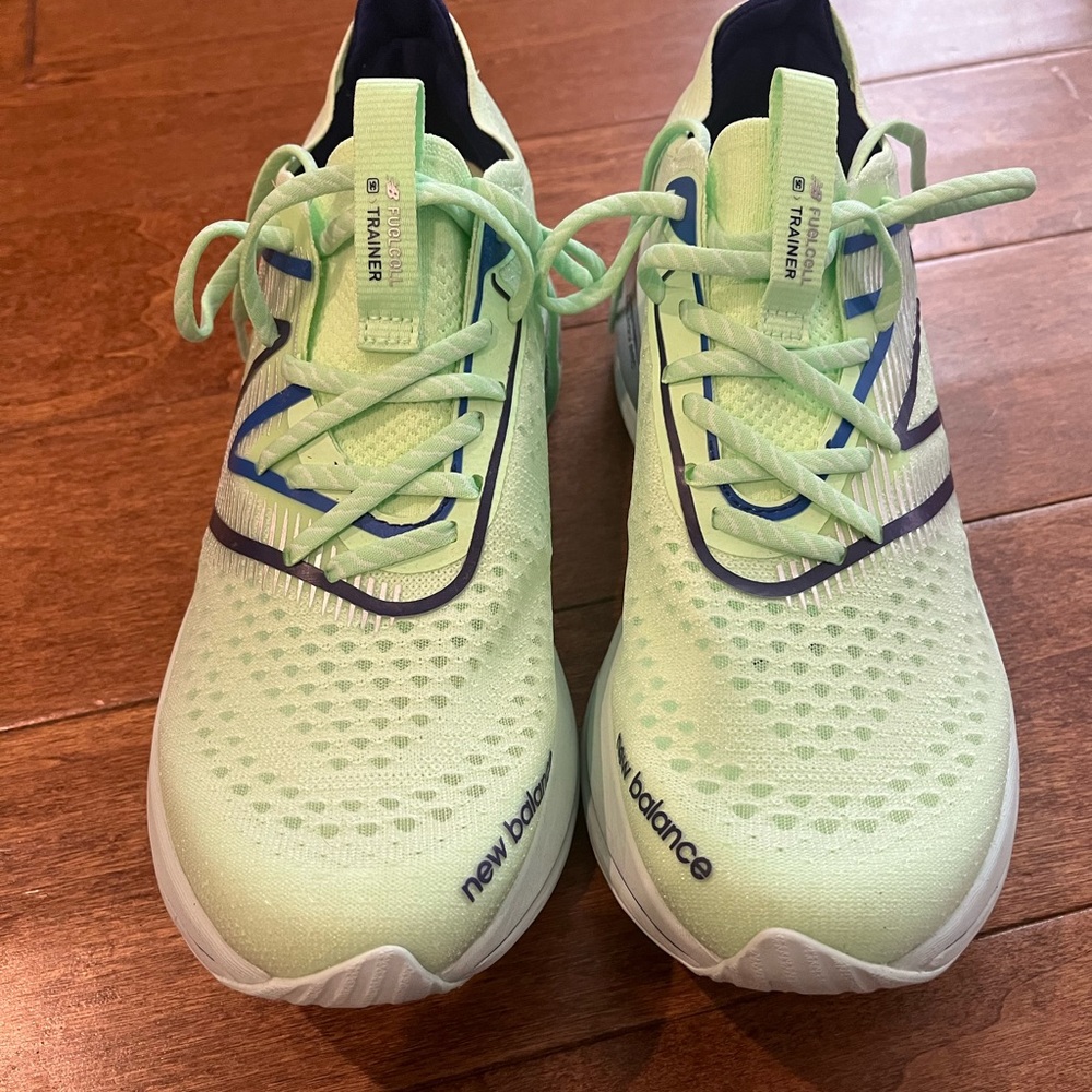 New balance fuel cell super comp trainer